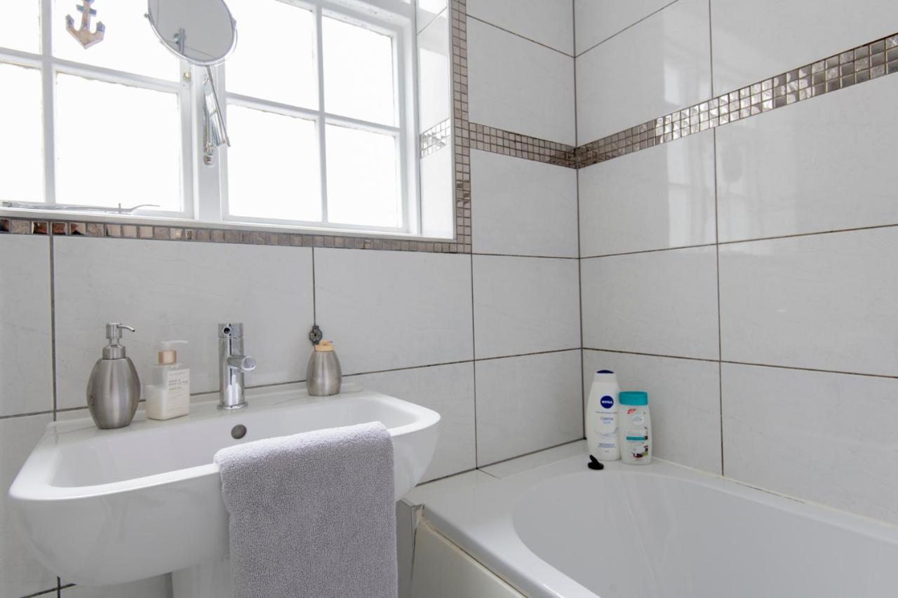 Fantastic 3 Bed Brighton House- Sleeps 6- Superfast Wifi And Garage Lejlighed Eksteriør billede